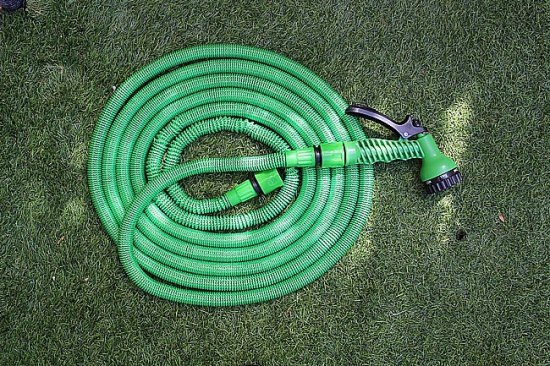 צינור השקייה מתכווץ ארוך – Bpatent