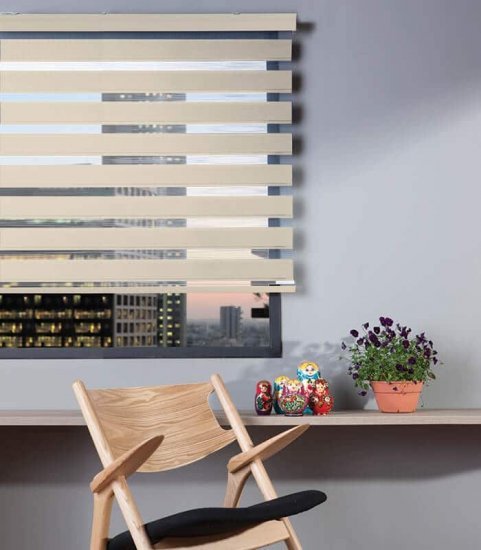 וילון זברה עם קרניז תואם 120x160 ס"מ Homestyle – דמוי עץ