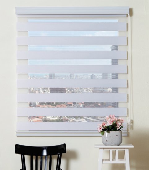 וילון זברה עם קרניז תואם 160x160 ס"מ Homestyle – אפור בהיר