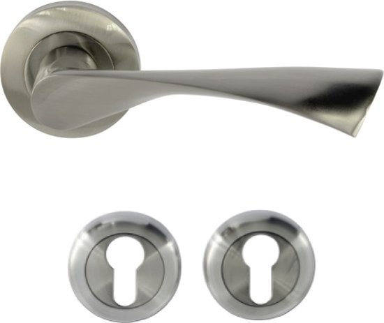 ידיות דלת פנים דגם מילאנו + זוג רוזטות צילינדר מבית Yale צבע ניקל