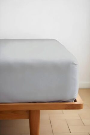 סדין 100% כותנה למיטה 120x200 ס"מ קולקציית Ekko Cotton מבית Arige Gad – אפור בהיר