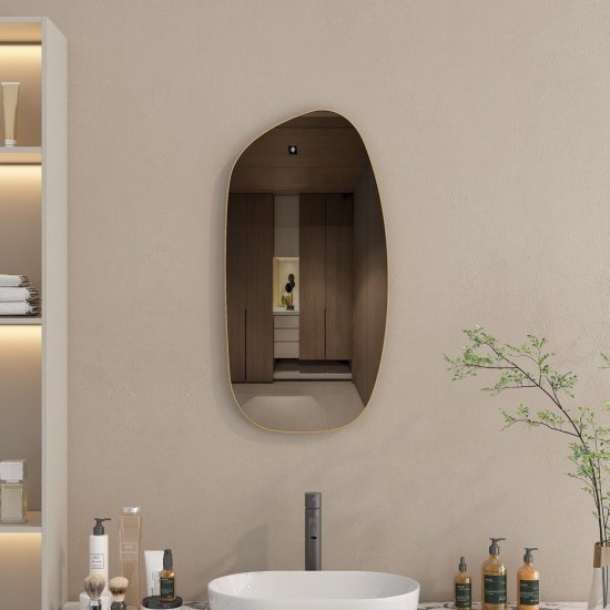 מראת תלייה דגם Bordu עם מסגרת מתכת בגוון זהב מבית StarShop