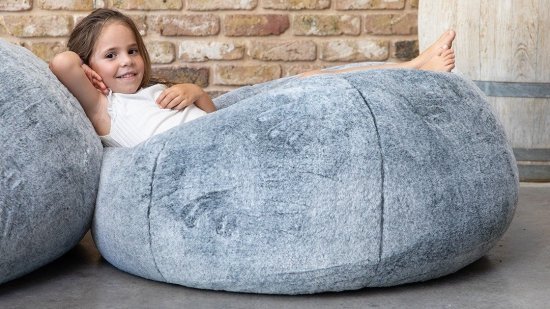 קומפי בינוני – פוף פרווה 80 ס"מ מבית מילגה – אפור כהה