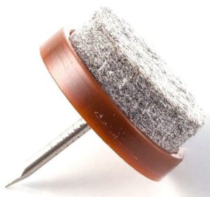 159107_b_1.jpg תחתיות לבד לרהיטים עם מסמר 25 מ''מ מבית זרועות שיח - כמות 12 יחידות באריזה - חום