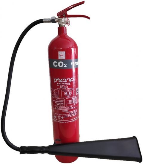 מטף כיבוי אש 5 ק''ג CO2 (פחמן דו חמצני) כולל מתלה לקיר וצינור מבית קרבצ'יק