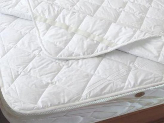 מגן מזרן ריפודית למיטה וחצי 120X200 ס''מ Arige Gad - צבע לבן