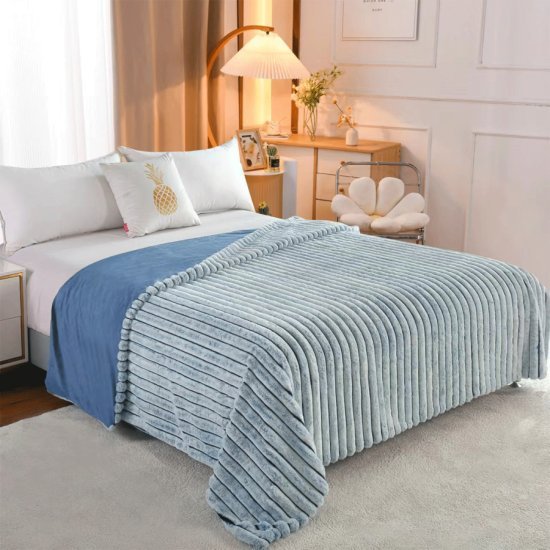 שמיכת חורף זוגית דמוי פרווה איכותית 200X220 ס''מ Arige Gad - צבע כחול