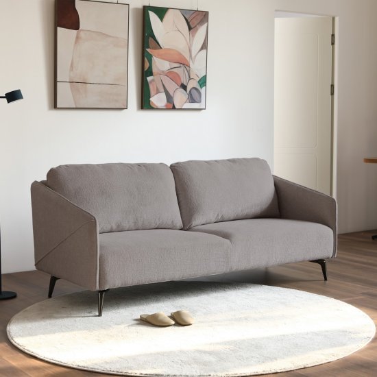 ספה תלת מושבית דגם Gatsby מבית Bradex - צבע אפור