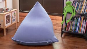 יוגיפוף פירמידה 85x110 ס''מ מבית מילגה - צבע סגול לילך